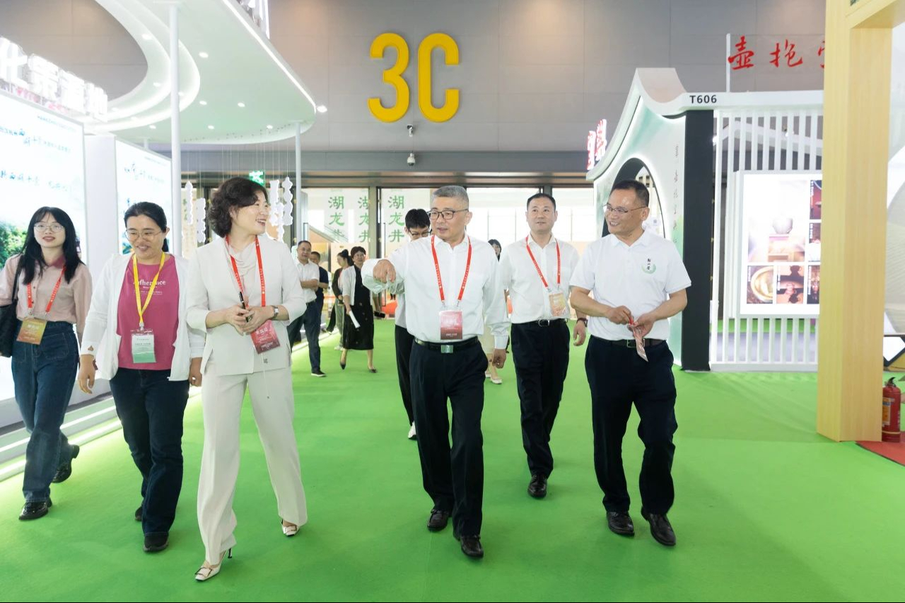 新茶饮、智能抹茶机C位出道！径山茶惊艳国际茶博会