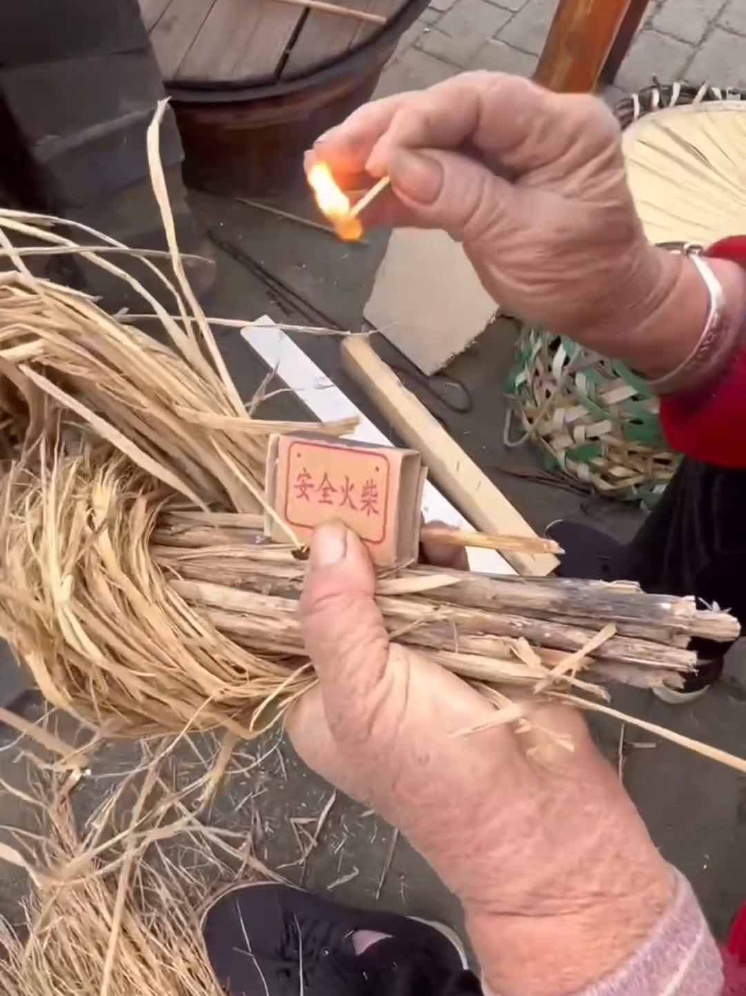 奶奶教我袓传秘诀:地灶干锅鸡