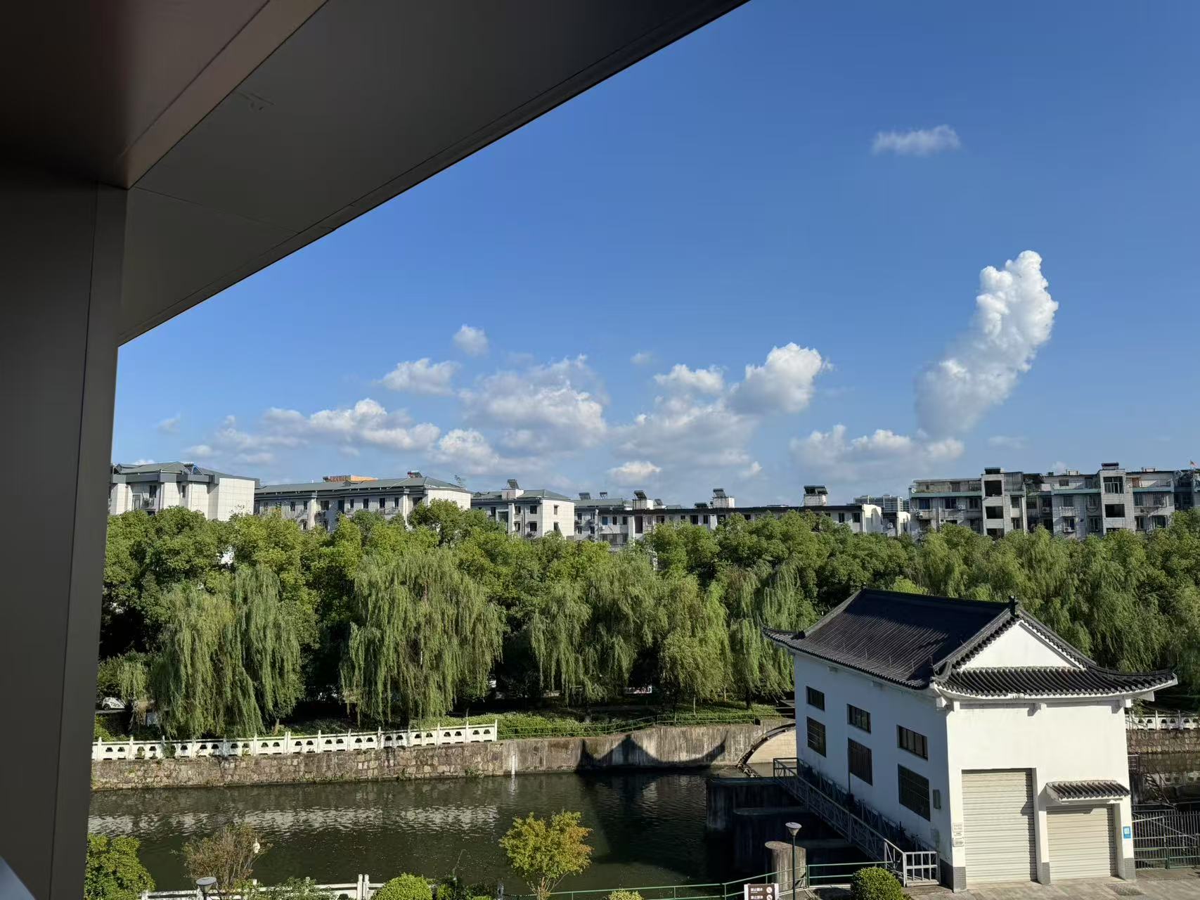 歙州 夜读徽州，品中国诗意栖居地- 中国日报网