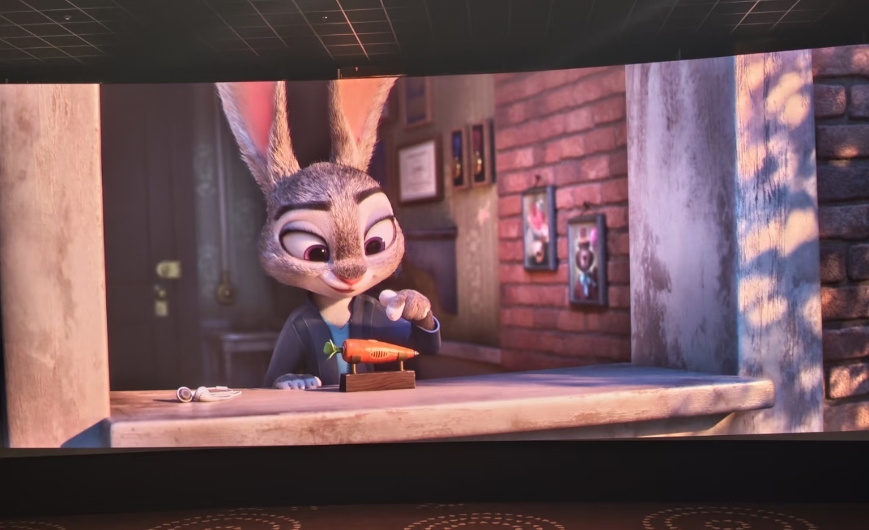 影评｜《疯狂动物城2》：一条蛇推开的大门