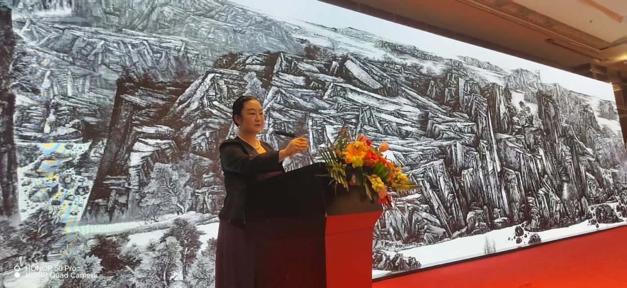 笔墨问道，寰宇传薪记著名中国焦墨山水女画家丁上
