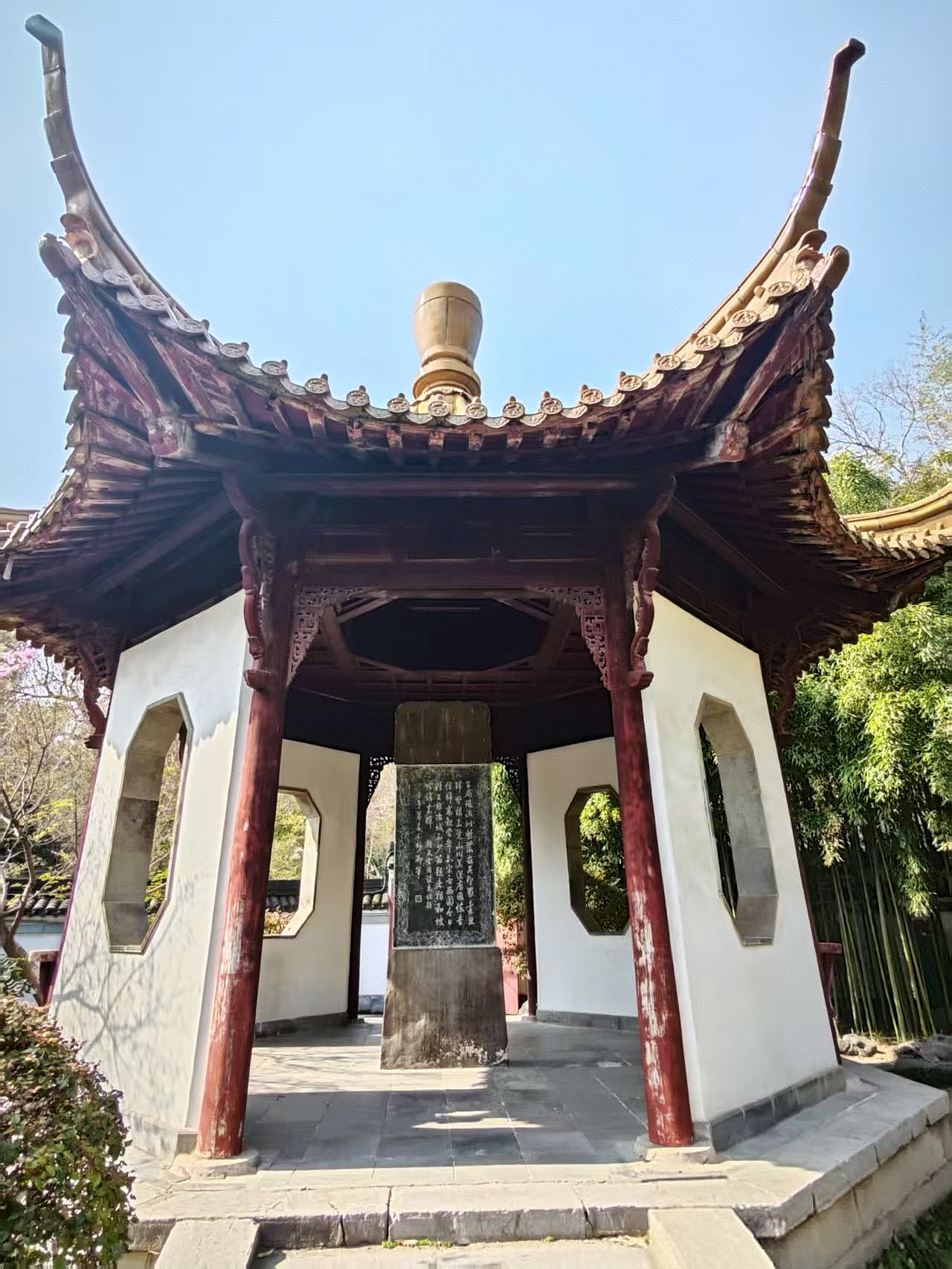 抱琴无语立斜晖——南京寻访苏东坡之二