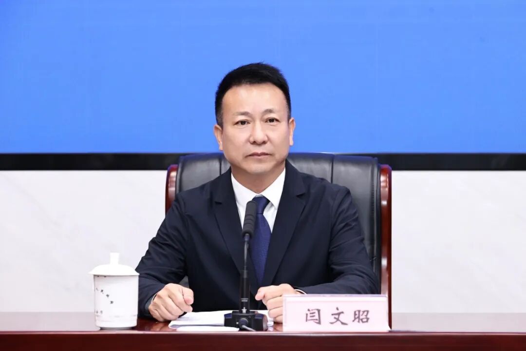 20bf972cdac815bee4f2c39a4b027115.jpg